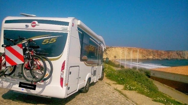 Aluguer de Autocaravana Perfilada Burstner Ixeo Time It 734