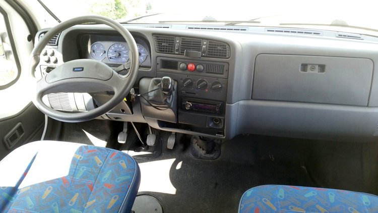 Viaggio del Camper Mansardato