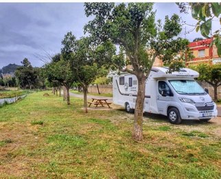 Camping-car Profilé siena 395 Jumper 2,2 l 140 ch en location à San Juan De Alicante