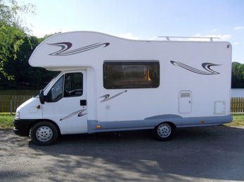 Alkoven Wohnmobil Pilote Ducato 2,8 JTD 128 CV zu vermieten in La Chapelle-Lès-Luxeuil