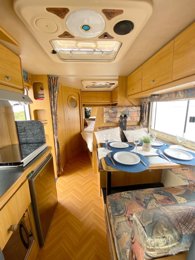 Autocaravana Perfilada Ecovip Fr En alquiler en Corroios