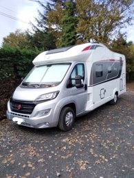 Teilintegriertes Wohnmobil Bürstner I 700 zu vermieten in Maslacq