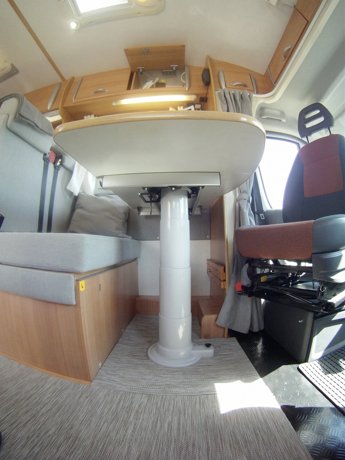 Lloguer de la Autocaravana perfilada