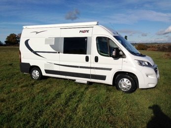 Camper gran volumen Pilote V 600F 2017 - Tours Nord En alquiler en Parçay-Meslay