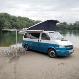 Van Volkswagen Transporter T4 condiviso a Herrera De Camargo