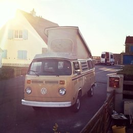 Van Volkswagen Combi Bay Window Westfalia  en location à Audresselles