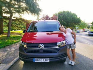 Van Volkswagen Caravelle T6.1 en location à Las Rozas De Madrid