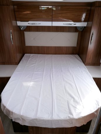 Vermietung von Vollintegriertes Wohnmobil