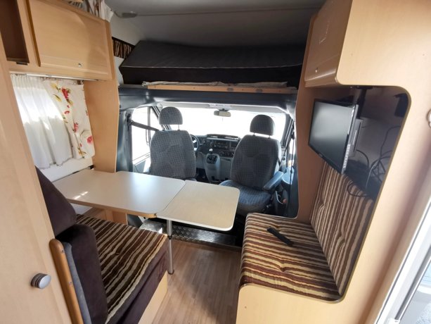 Vermietung von Alkoven Wohnmobil