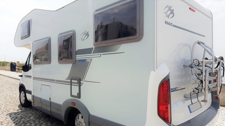 Vermietung von Alkoven Wohnmobil