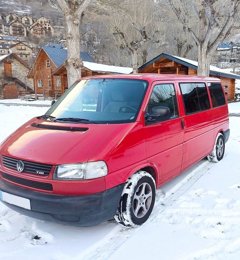Van Volkswagen T4 Multivan en location à Barcelona