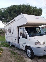 Autocaravana Capuchina Roller Team Roller team En alquiler en Lisboa