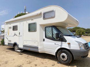 Alquiler de Autocaravanas y Furgonetas Camper Huelva Yescapa