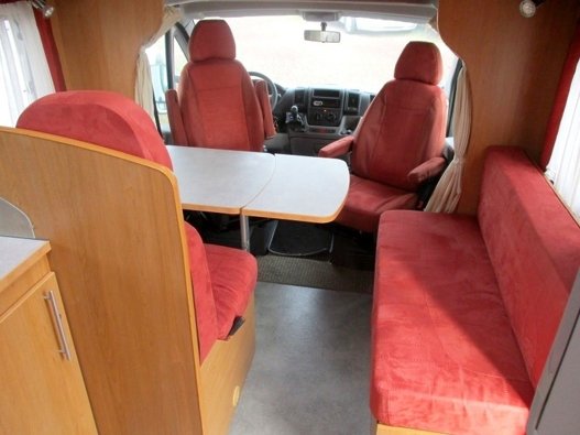 Aluguer de Autocaravana capucino Bavaria A72 Bt