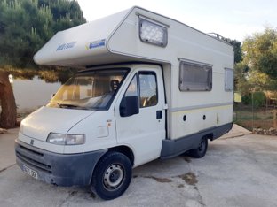 Alquiler de Autocaravanas y Furgonetas Camper Menorca Yescapa