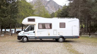 alkoof camper Roller Team granduca 67 Te huur in Aosta