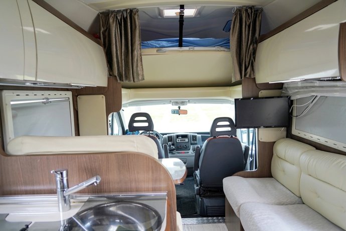 Vermietung von Alkoven Wohnmobil