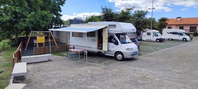 Autocaravana Capuchina Hymer Camp swing cs 594 En alquiler en Moreira