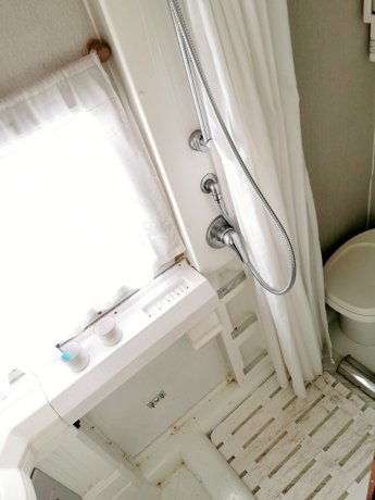 Viaggio del Camper Mansardato