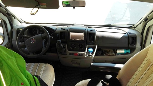 Aluguer de Autocaravana capucino Mclouis Tandy 636 G