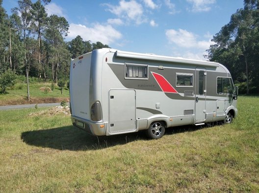 Aluguer de Autocaravana Integral Burstner Elegance I 710