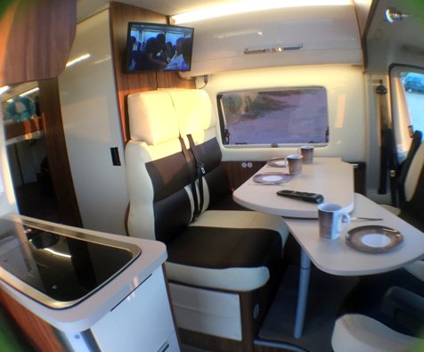 Aluguer de Campervan Benimar Benivan 114