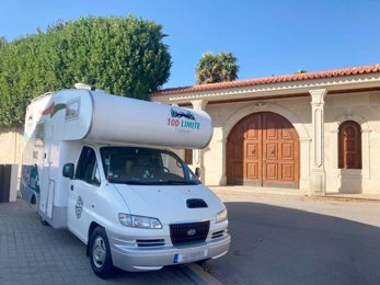 Alkoven Wohnmobil Hyundai SR-EL zu vermieten in Vila Nova De Gaia