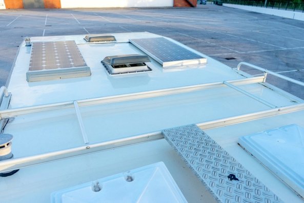 Aluguer de Autocaravana capucino Fiat 290