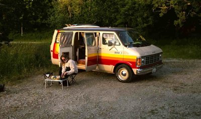 Van Combi Dodge  en location à Saint-Nazaire