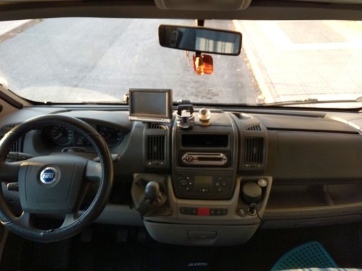 Aluguer de Autocaravana capucino Mac Louis Tandy 620