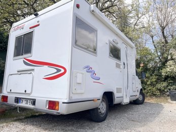Camping-car Profilé Challenger 102 en location à Brignoles