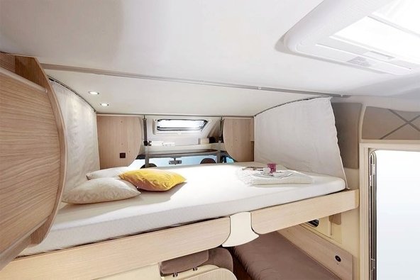 Aluguer de Autocaravana Perfilada Burstner Ixeo Time It 734