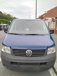 Van Volkswagen T5 1,9 l 102 ch en location à Barcelona