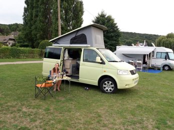 Furgão Wolkswagen Transporte-California em aluguer em Sevilla