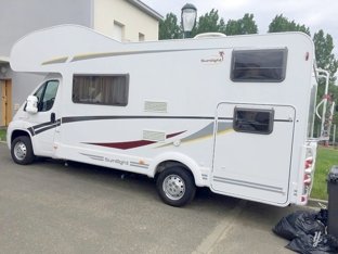 Wohnmobil Alkoven Sunlight A69 zu vermieten in Morée