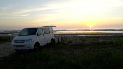 Furgoneta camper Volkswagen transporter T5 130ch En alquiler en Lacanau