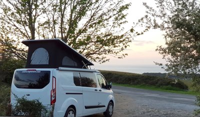 Furgoneta camper Campérêve Custom 2,2 l 130 ch En alquiler en Chéraute