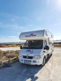 Alkoven Wohnmobil Roller Team 244 zu vermieten in São Domingos De Rana
