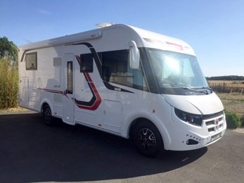 Autocaravana Integral Challenger 3048 En alquiler en Richebourg