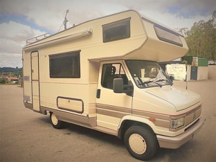 Camping-car Capucine Dethleffs 290 en location à Viana Do Castelo