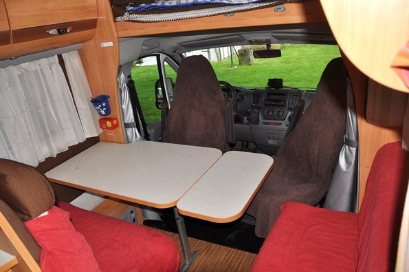 Aluguer de Autocaravana capucino Adria A660Sp