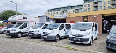 Camper gran volumen Campervan Skye - with pop top roof En alquiler en Edinburgh