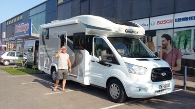 Camping-car Profilé Chausson 640 Titanium en location à Châteauneuf-Les-Martigues