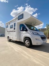 Alquiler de Autocaravanas y Furgonetas Camper Burgos Yescapa