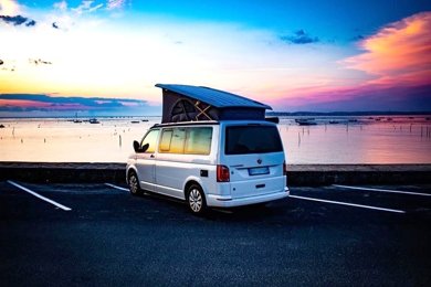 Van Volkswagen VOLKSWAGEN CALIFORNIA en location à Mandelieu-La-Napoule