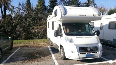 Autocaravana Capuchina Fiat Rimor europeo 7 En alquiler en Cervarese Santa Croce