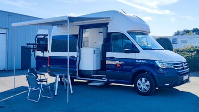 Fourgon aménagé Volkswagen Grand California en location à Bayonne