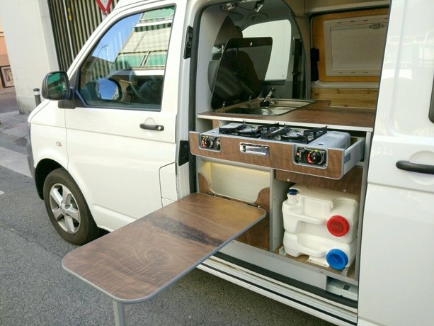 Aluguer de Furgão transformado