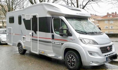 Camping-car Profilé Adria M 670 Sc en location à Tolosa