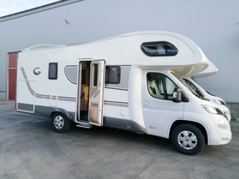 Autocaravana capucino Giottiline Therry T45. Gama Alta em aluguer em Coreses